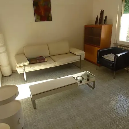 Mq 75 In Zona Riservata Apartmán *